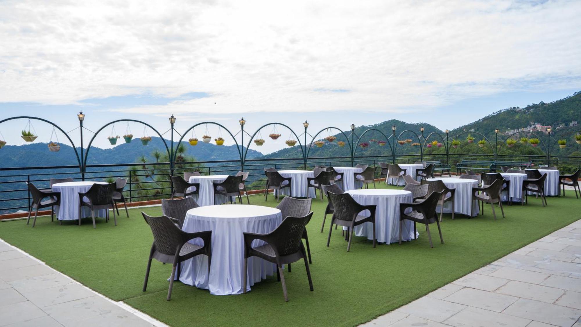 Winnies Holiday Resort & Spa Kasauli Zewnętrze zdjęcie