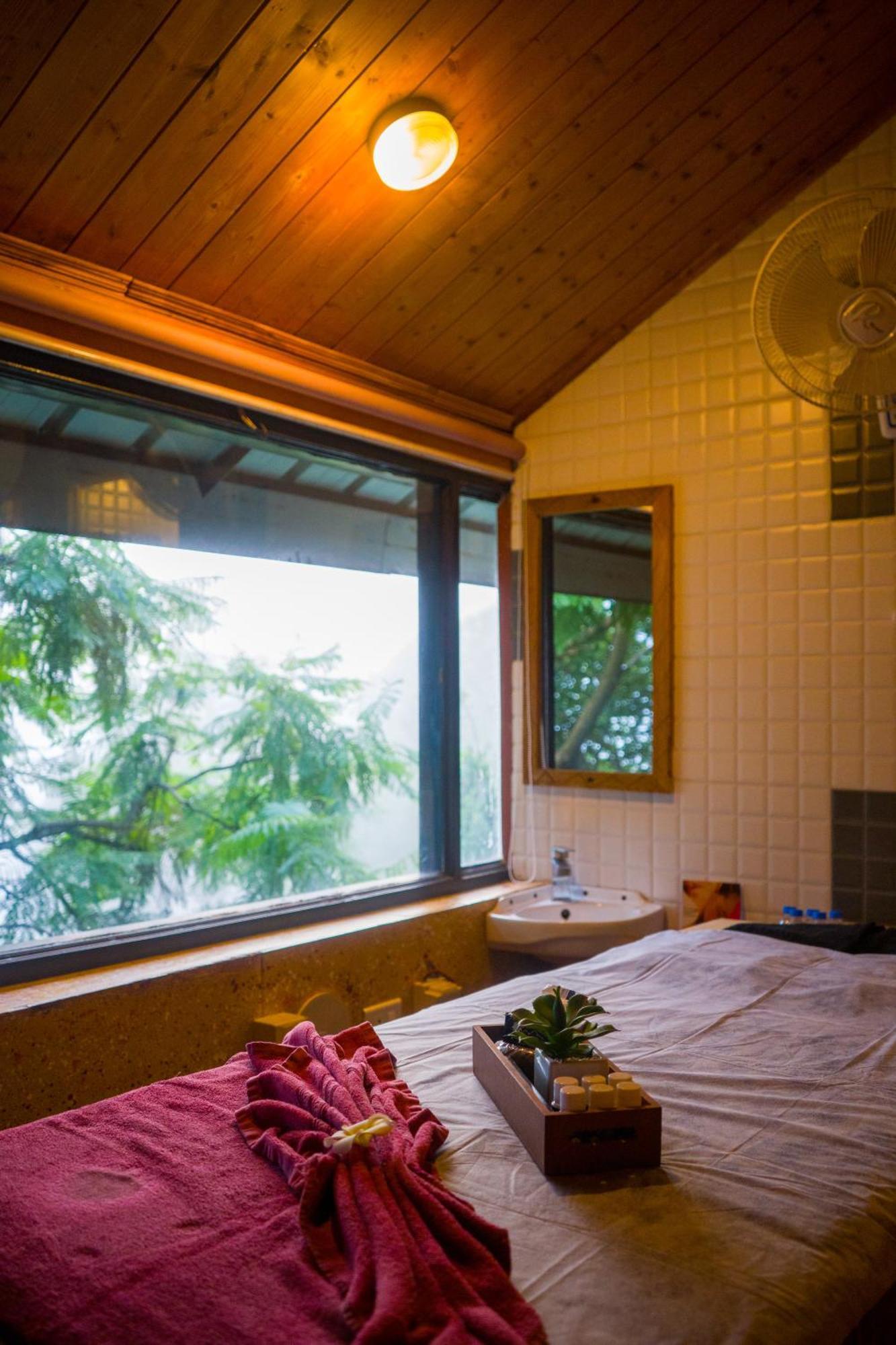 Winnies Holiday Resort & Spa Kasauli Zewnętrze zdjęcie