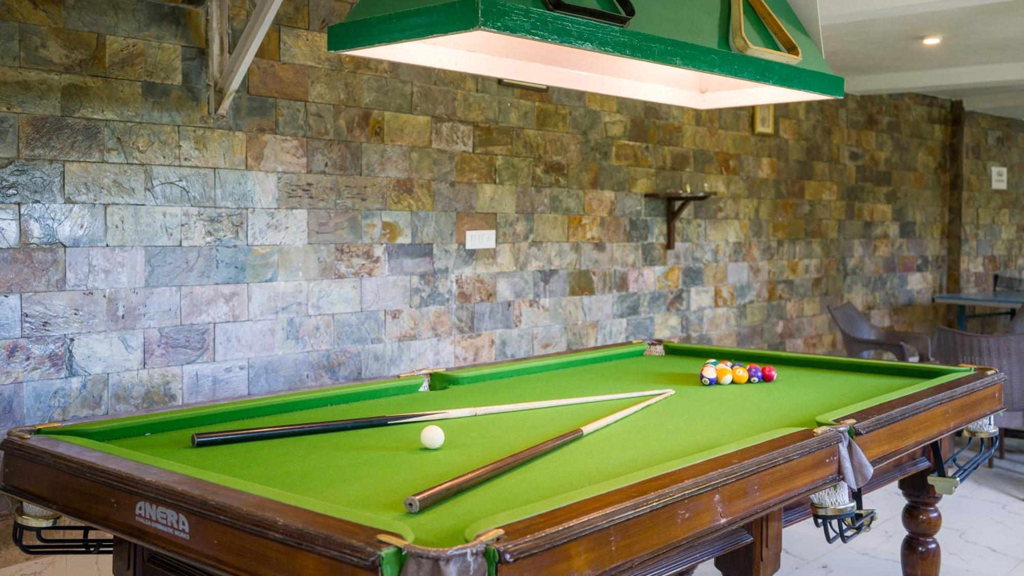 Winnies Holiday Resort & Spa Kasauli Zewnętrze zdjęcie