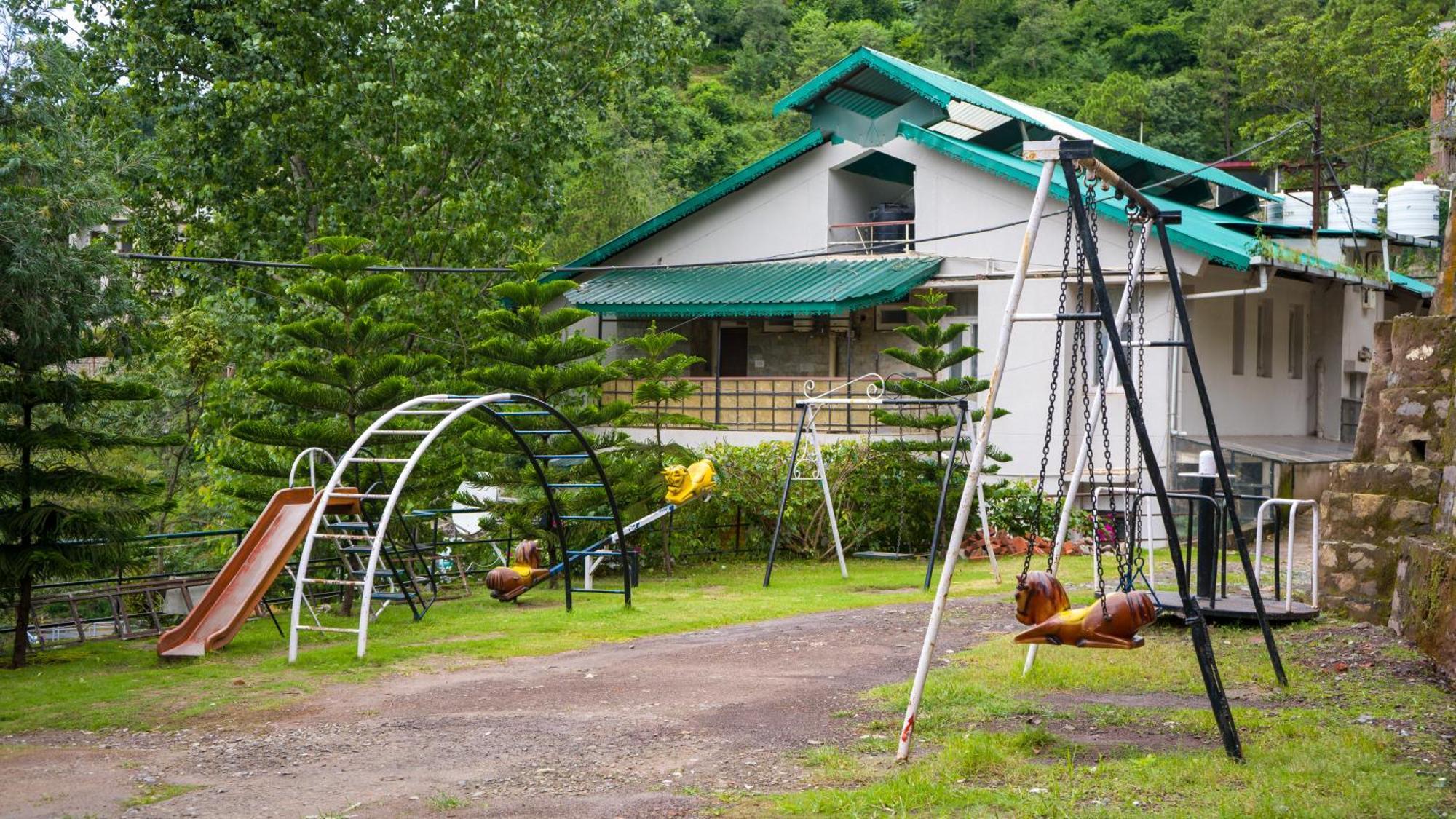 Winnies Holiday Resort & Spa Kasauli Zewnętrze zdjęcie
